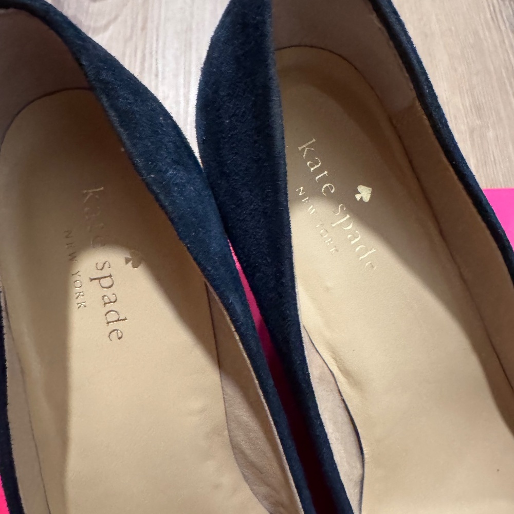 $395 NEW KATE SPADE NEW YORK Cayley Wedges Size 8 8.5 Suede Bow Accent Navy Blue - Picture 5 of 9